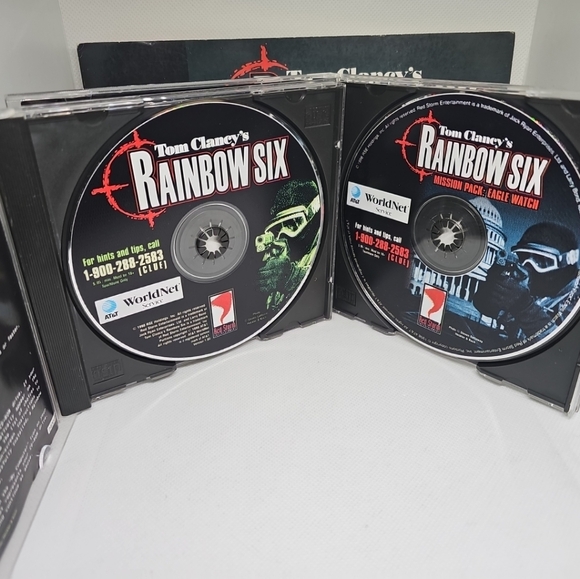 Tom Clancy's Rainbow Six CD 1998 (Windows 95/98) + Eagle Watch CD w/ Manual - Picture 3 of 7